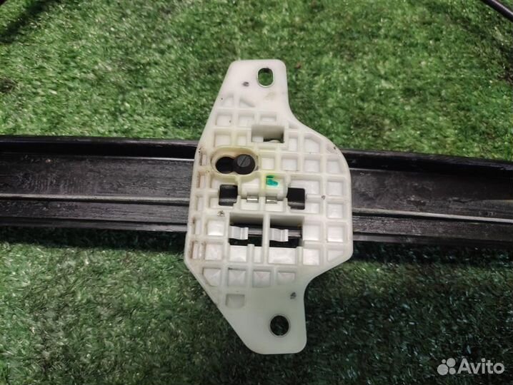 Стеклоподъемник задний левый Chevrolet Spark (M30