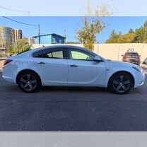 Opel Insignia 2.0 AT, 2012, 227 000 км, с пробегом, цена 969 000 руб.