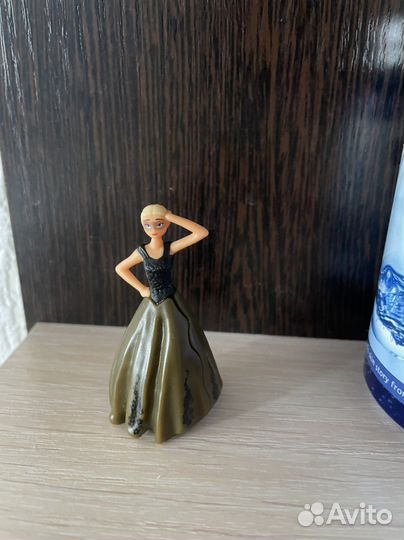 Kinder 22 леди баг marvel и другие