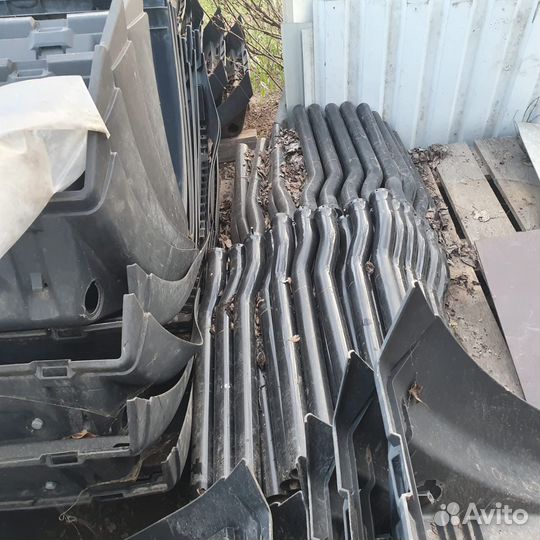 Пластиковые крылья