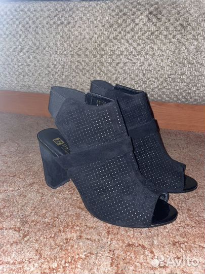 Туфли женские