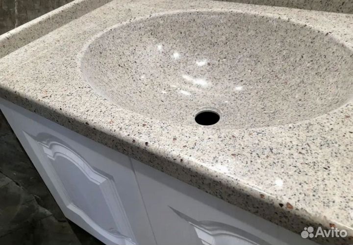 Столешница для ванной из искуственного камня