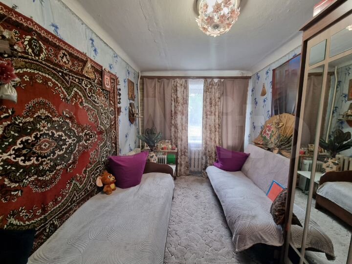 Комната 23,6 м² в 2-к., 1/5 эт.