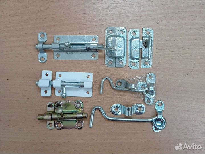 Шпингалеты и крючки