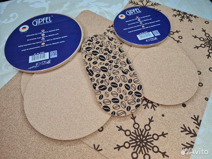 Подставки из натуральной пробки различного размера