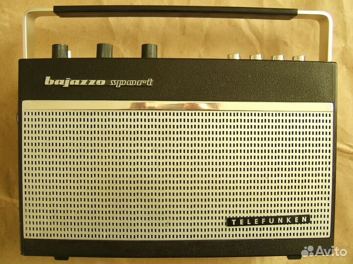 Радио приёмник Telefunken Bajazzo 1968 г. Германия