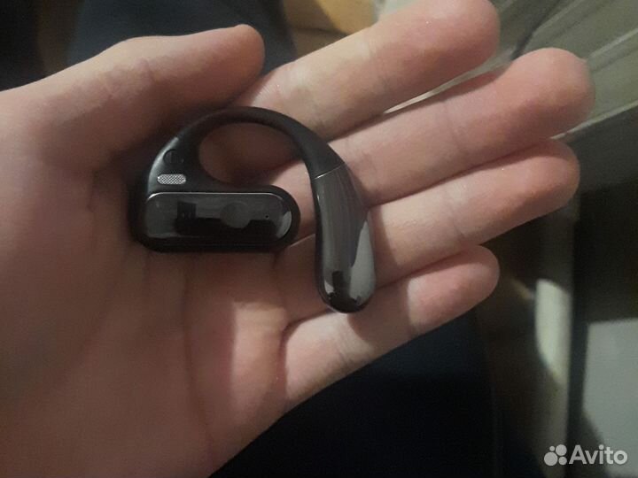 Спортивные наушники