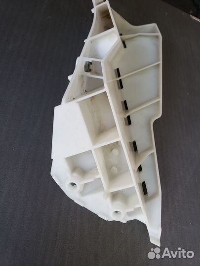 Крепление бампера Infiniti FX37 S51 переднее левое