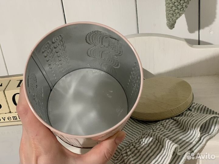 Новая металлическая банка для хранения 10*14 см