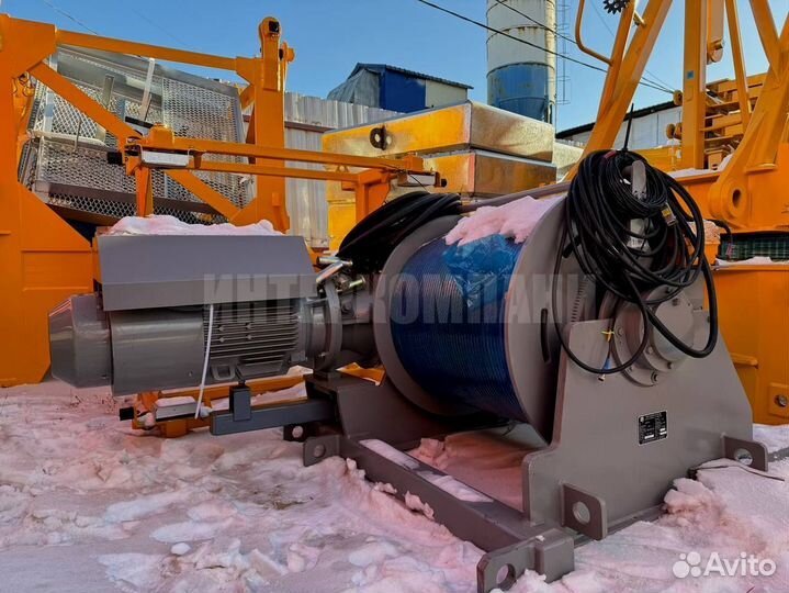 Башенный кран qtz80