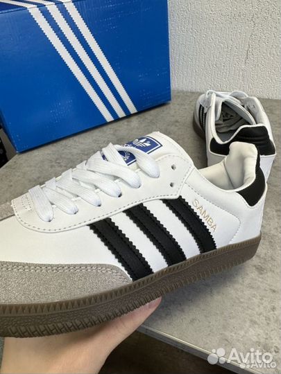 Adidas Samba