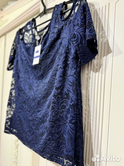 Блуза новая кружевная с вырезом на рукавах 52-54