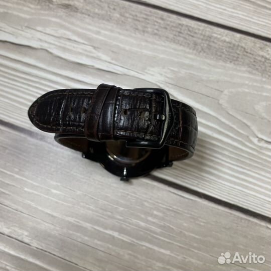 Часы Fossil Fs5573