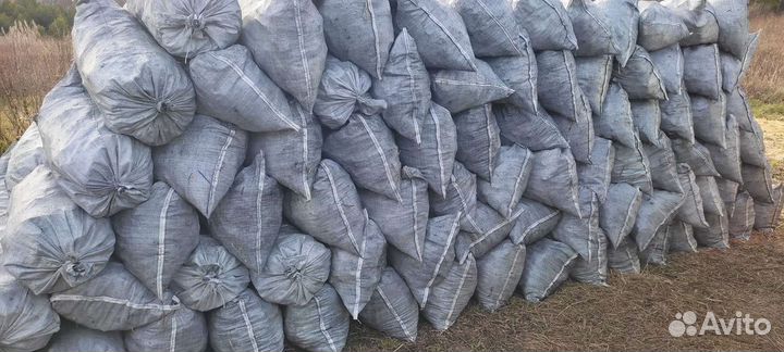 Уголь древесный в мешках