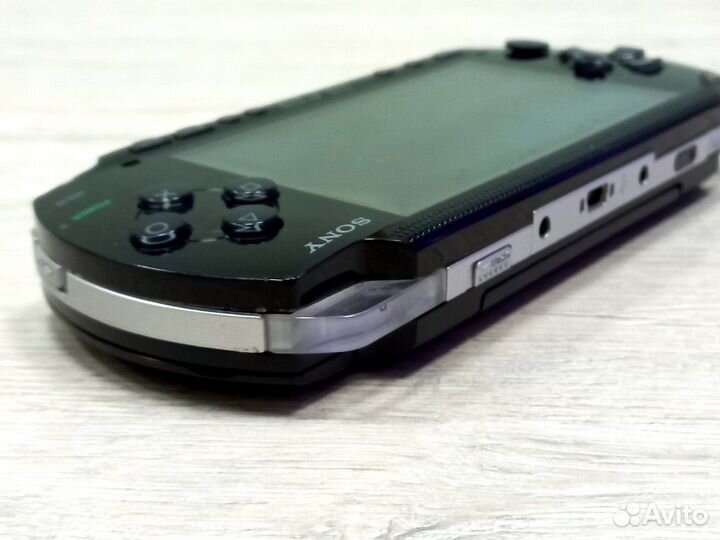 Sony PSP Fat 1004 (с коробкой)