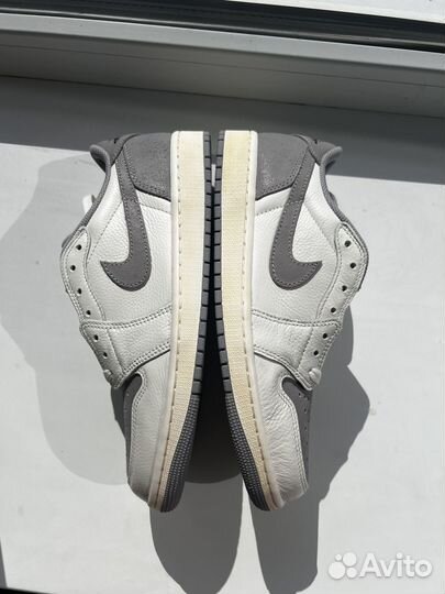 Air jordan 1 low og atmosphere grey