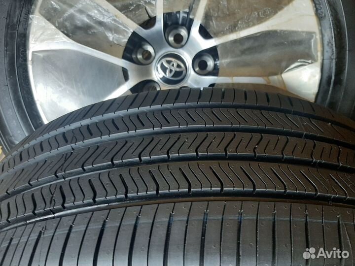 Оригинальные колеса r18 Toyota Highlander