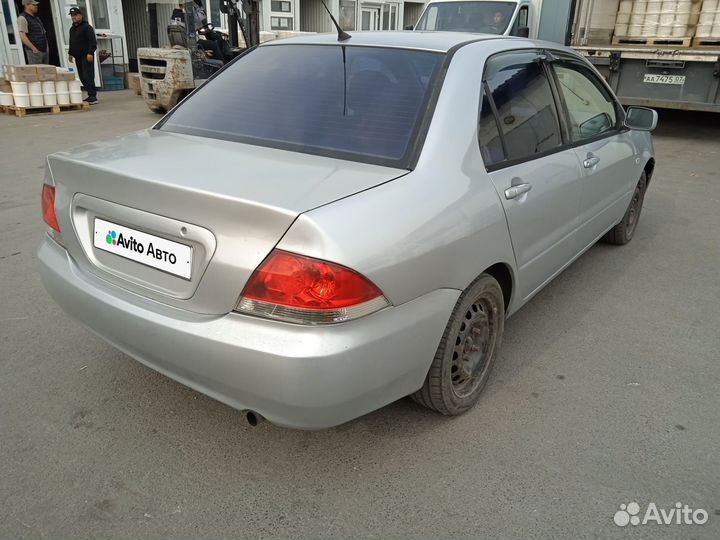 Mitsubishi Lancer 1.6 AT, 2004, 300 000 км