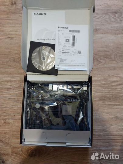 Материнская плата