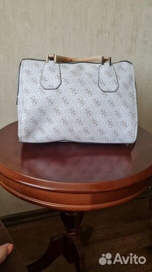 Сумка женская Guess оригинал бу