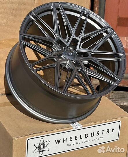 Кованые диски Vossen R20 Audi RS5