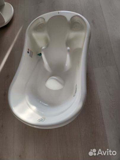 Ванночка для купания с горкой с термометром