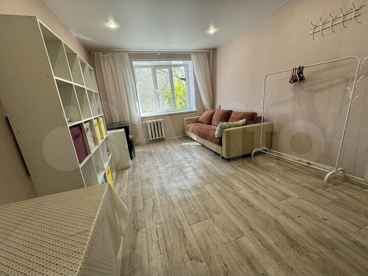 Комната 18 м² в 2-к., 2/9 эт.