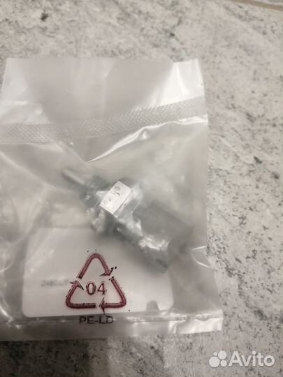 Датчик температуры охлаждающей жидкости renault