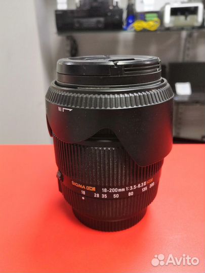 Объектив Sigma DC Sony
