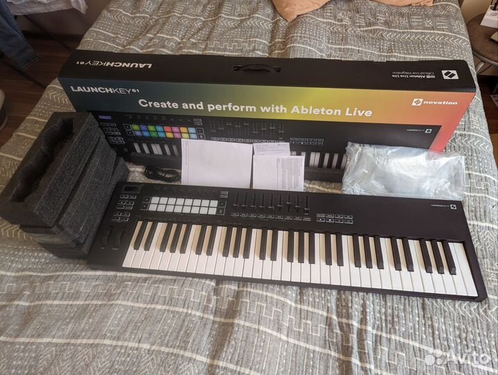 Novation Launchkey 61 MK3