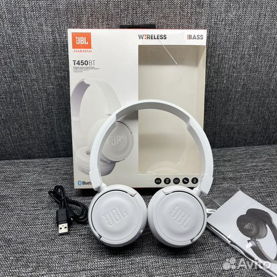Беспроводные наушники JBL T450 BT белые б/у