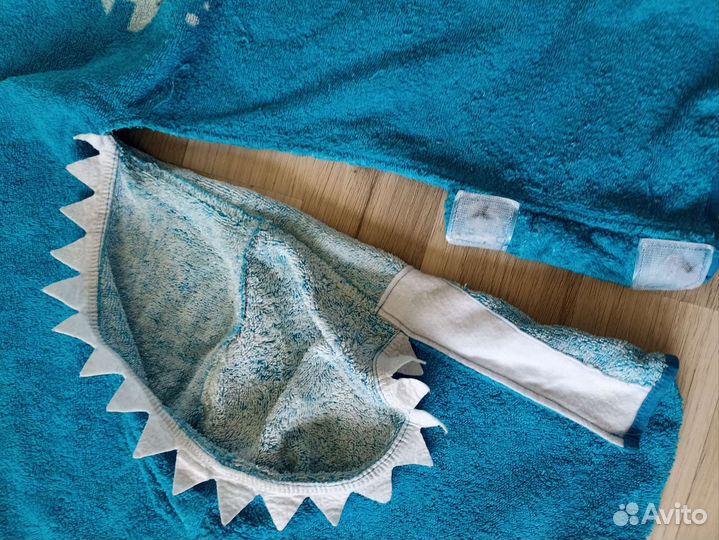 Полотенце с капюшоном на липучке