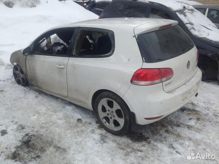 В разборе Volkswagen Golf 6