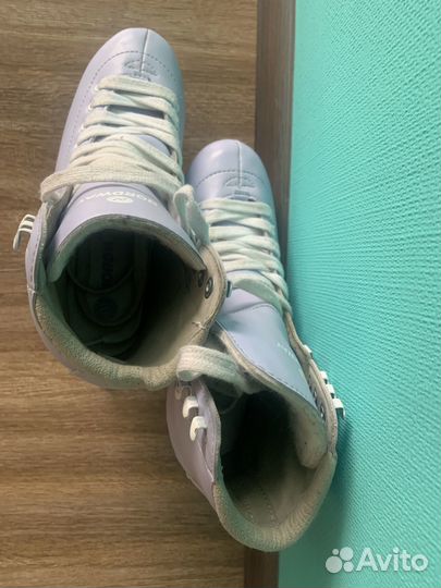 Коньки женские (детские)