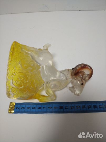 Статуэтка баран на куче денег СССР