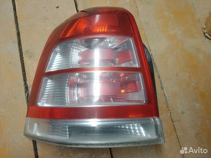 Фонарь задний левый Опель Зафира (оригинал)