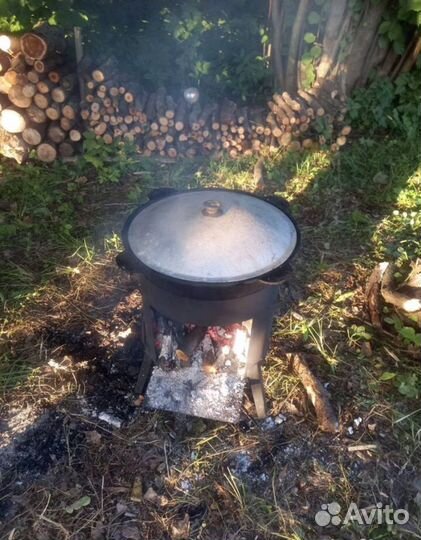 Kазан чyгунный 12 литрoв с печкoй