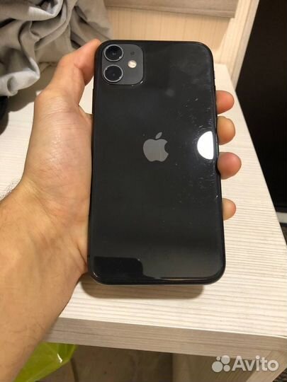 iPhone 11, 64 ГБ