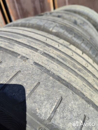 Continental ContiPremiumContact 5 215/60 R16 95H