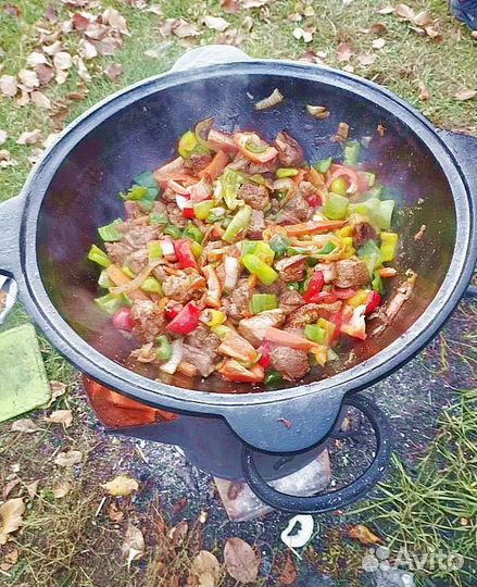 Казан чугунный с печкой