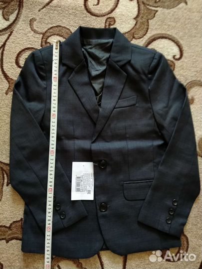 Пиджак новый р134, 140