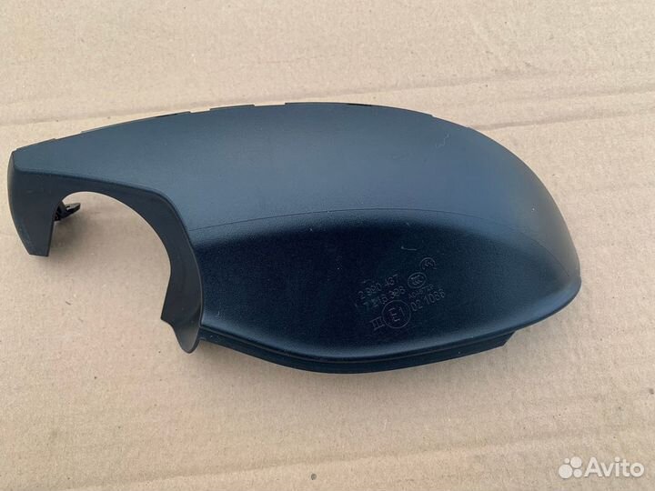 Накладка зеркала X1 E84