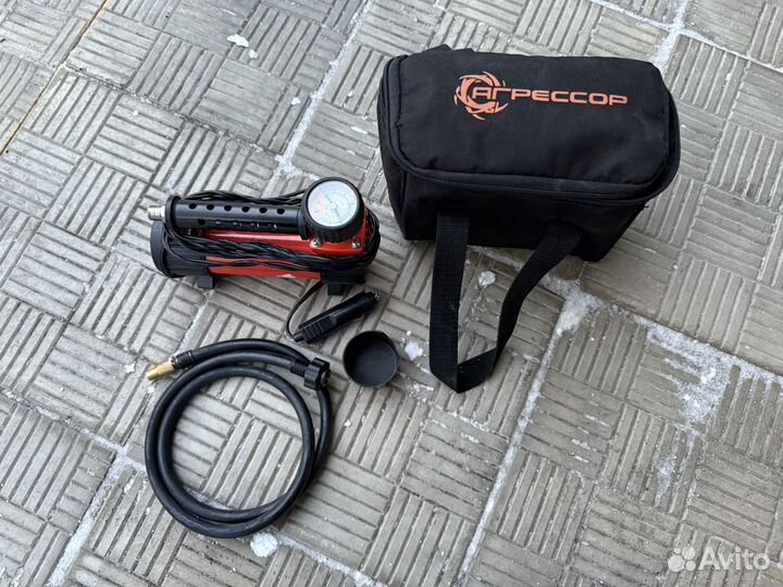 Компрессор автомобильный Б/У как новый