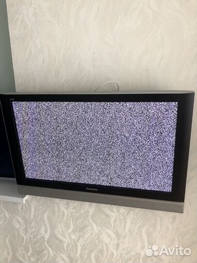 Телевизор Panasonic 42 (106см)