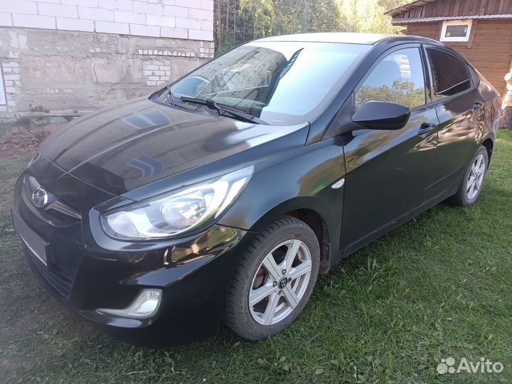 Hyundai Solaris 1.4 МТ, 2012, 170 000 км