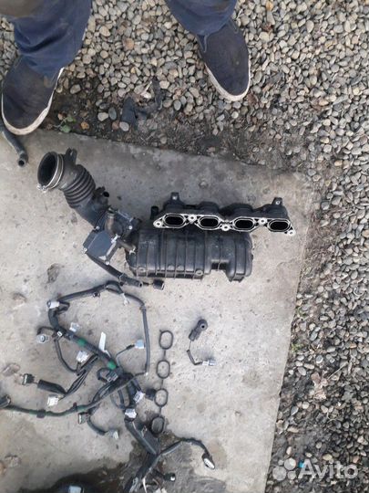 Впускной коллектор 1NZ Тойота