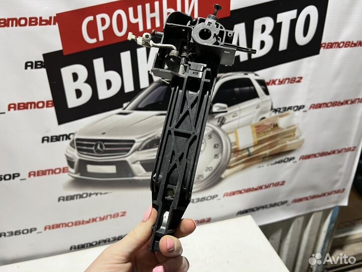 Ручка передняя правая Ford Fiesta Fusion