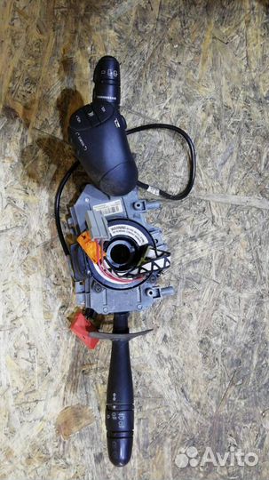 Переключатель подрулевой (стрекоза) Renault Scenic