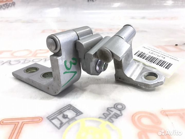 Петли задней левой двери Lexus GS430 (UZS190) 200