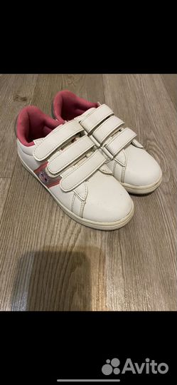 Кроссовки для девочки